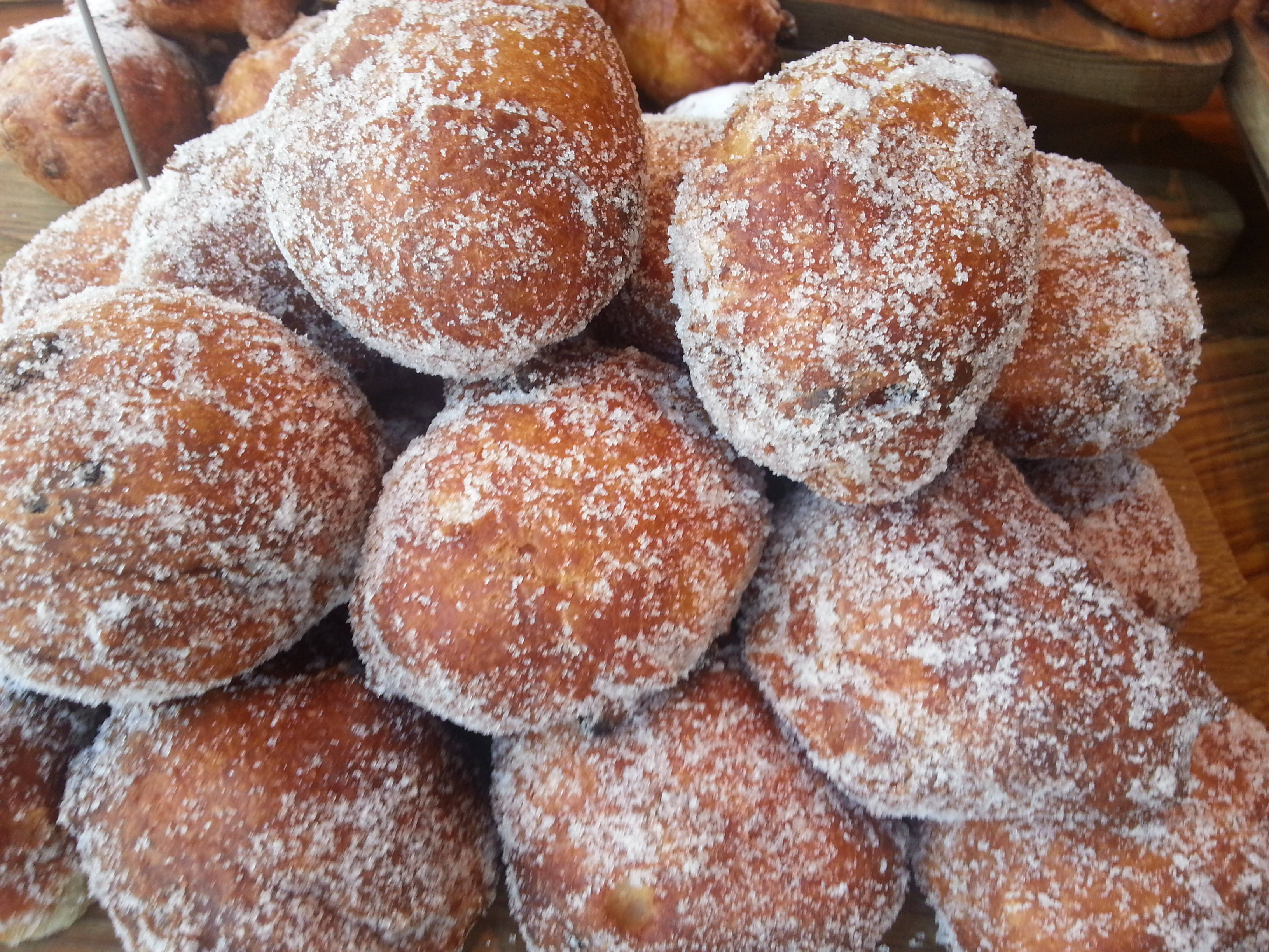 sugared frittelle on display