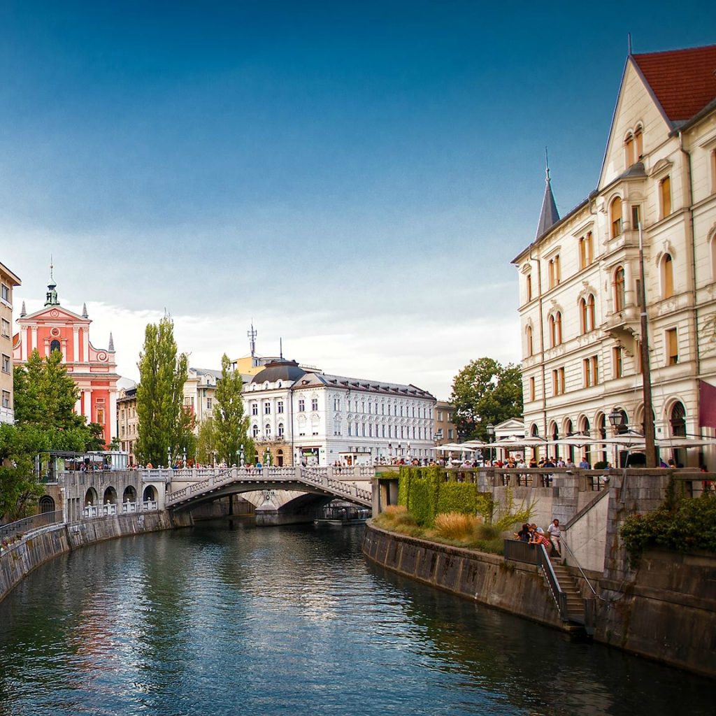 river going through ljubljana