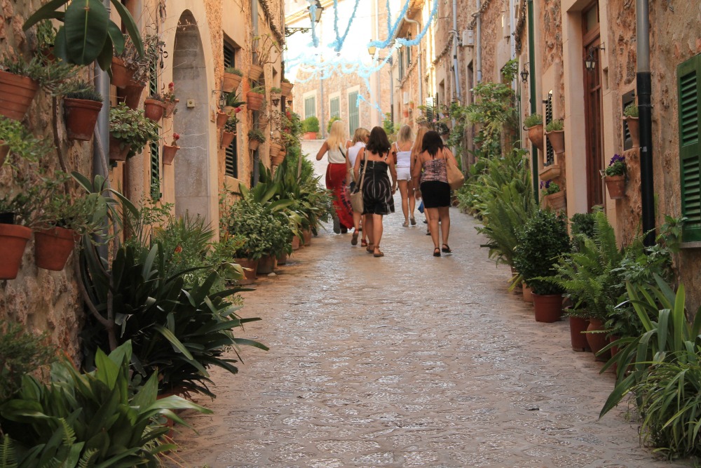 Walking the streets of Palma de Mallorca