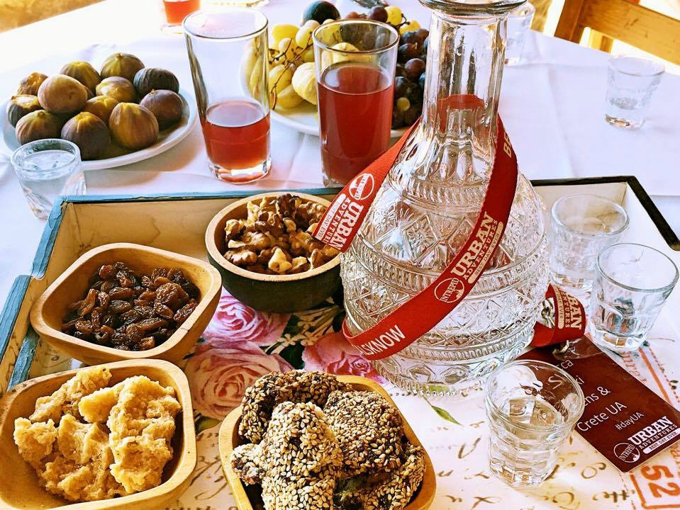 platter of Cretan dishes