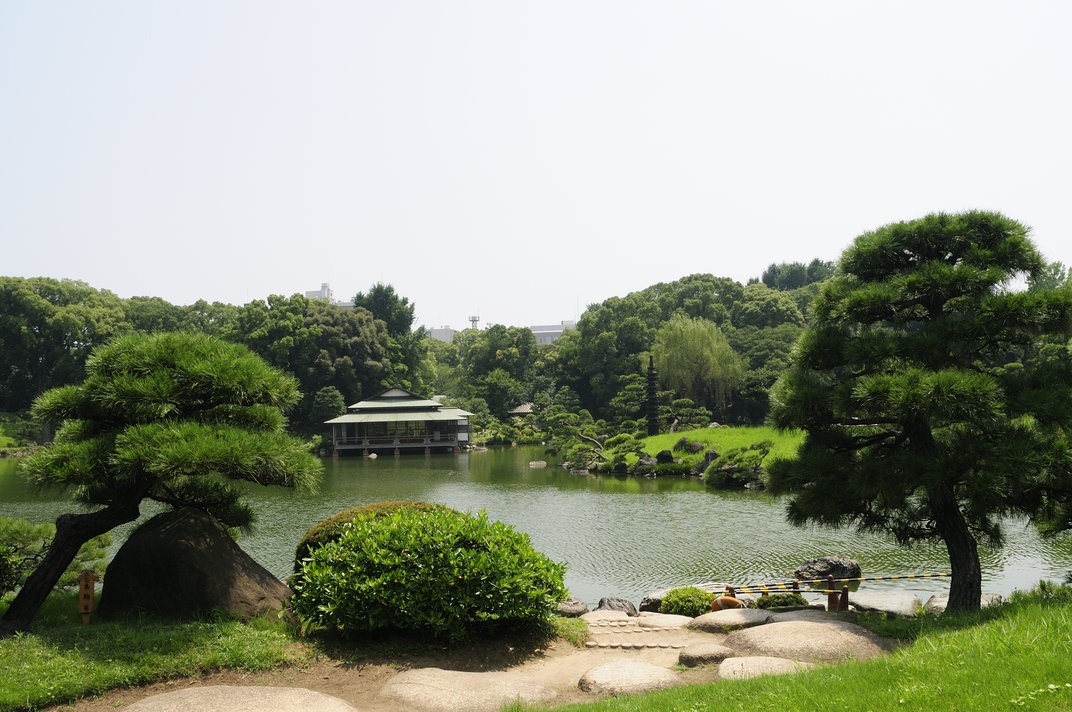 lake and garden in Tokyo